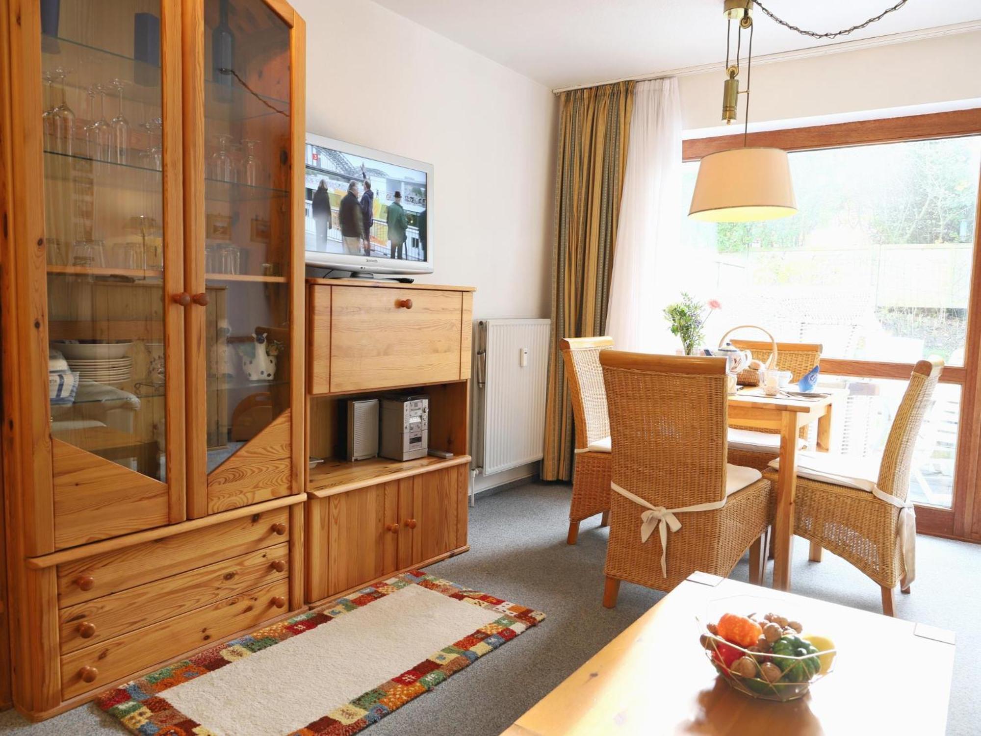 Ferienwohnung Ruhig gelegenes Haus am Ortseingang von Wenningstedt Exterior foto